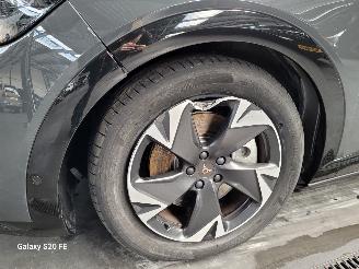 Cupra Tavascan 210-KW 82kwh Automaat 5drs Elektrisch picture 2