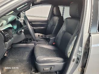 Toyota Hilux 2.8 D-4D 150-KW Automaat 4-WD Invincible Dubbel-Cabine picture 18