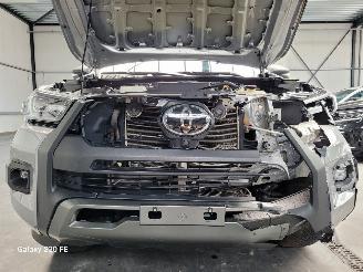 Toyota Hilux 2.8 D-4D 150-KW Automaat 4-WD Invincible Dubbel-Cabine picture 7