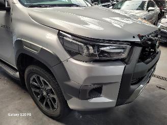 Toyota Hilux 2.8 D-4D 150-KW Automaat 4-WD Invincible Dubbel-Cabine picture 5