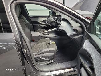 Peugeot 3008 Plug-In-Hybrid 1.6 143-KW Automaat GT-Line picture 16