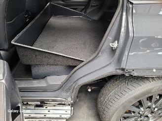 Toyota Landcruiser 2.8 D-4D 151-KW Automaat 4-WD Grijs Kenteken picture 6