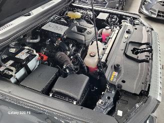 Toyota Landcruiser 2.8 D-4D 151-KW Automaat 4-WD Grijs Kenteken picture 17