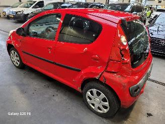 Peugeot 107 1.0i-12v 50-KW XS 5drs picture 4