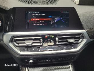 BMW 3-serie 320i Limo 135-KW Automaat M-SPORT picture 28