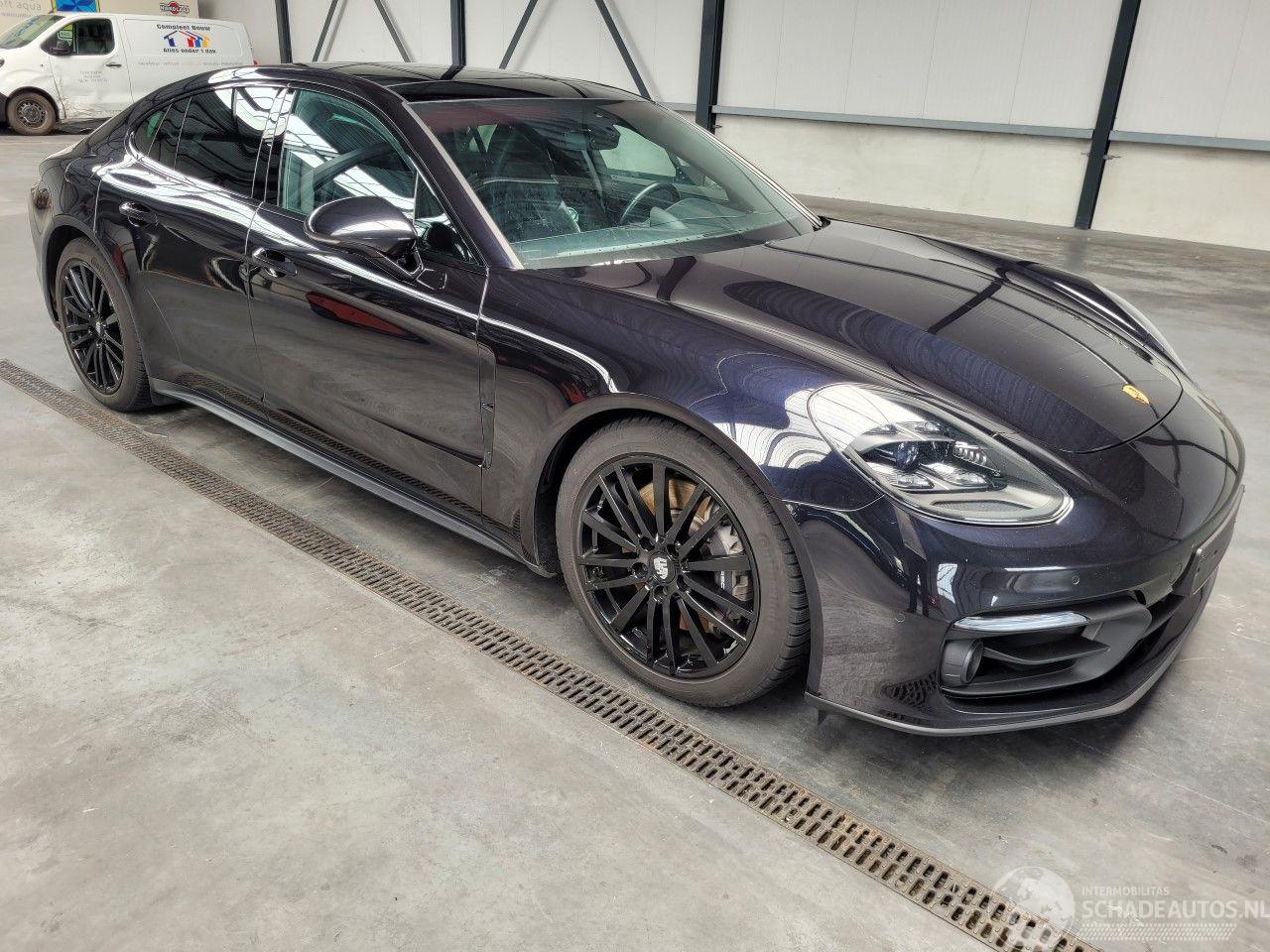 Porsche Panamera 4 e-Hybrid 243-KW Automaat