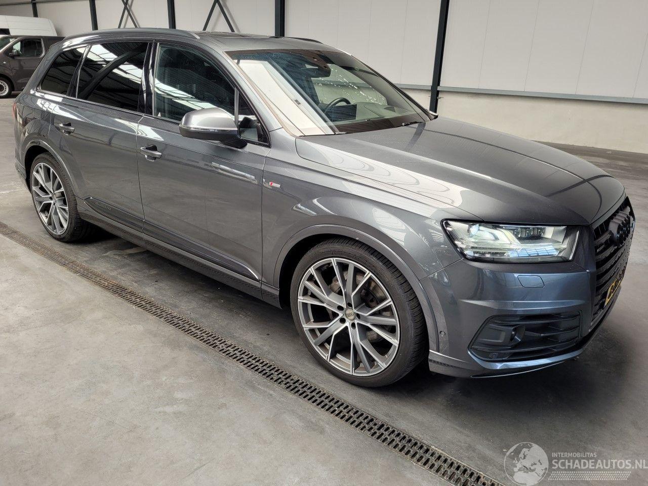 Audi Q7 3.0 TDi 200-KW Automaat 7-Persoons S-Line Quattro