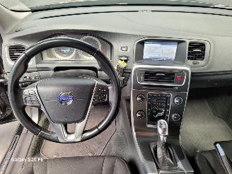 Volvo V-60 1.6 T3 110-KW Automaat Momentum picture 17