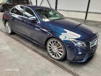 Vaurioauto  passenger cars Mercedes E-klasse 220d Limo 120-KW Automaat AMG 2017/3