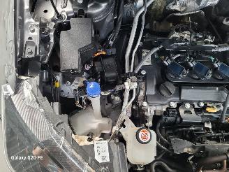 Toyota Yaris Cross Hybrid 1.5 68-KW Automaat 5drs picture 12