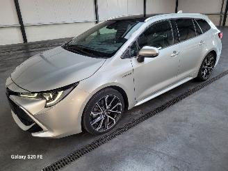 krockskadad bil auto Toyota Corolla Touring Sports 2.0 Hybrid 112-KW Automaat Panoramadak 2020/3