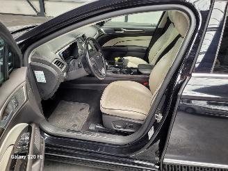 Ford Mondeo Wagon Hybrid 2.0 HEV 103-KW Automaat Vignale picture 16