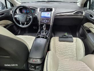 Ford Mondeo Wagon Hybrid 2.0 HEV 103-KW Automaat Vignale picture 18
