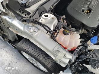 Ford Mondeo Wagon 1.5 EcoBoost 118-KW 6-Bak Titanium picture 14