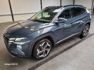 uszkodzony samochody osobowe Hyundai Tucson PHEV 1.6 T-GDi 195-KW Automaat AWD Panoramadak 2022/3