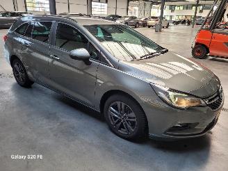 Opel Astra Sports Tourer 1.4 Turbo 110-KW Automaat 120-Jaar-Edition picture 3