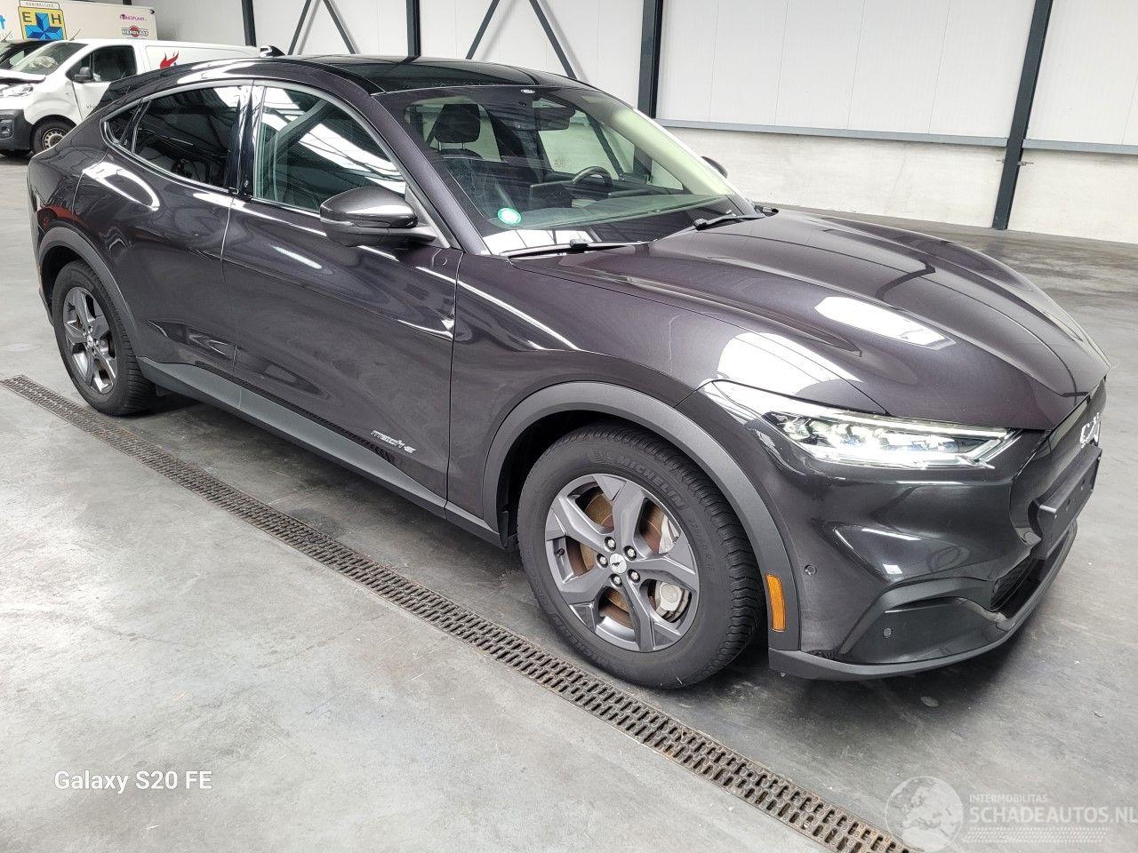 Ford Mustang Mach-e 221-KW 75kwh Automaat RWD Panoramadak