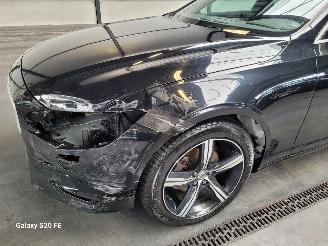 Volvo S-90 2.0 D3 110-KW Automaat R-Design picture 4
