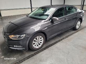  Volkswagen Passat Limo 1.6 TDi 88-KW DSG Comfortline 2019/4