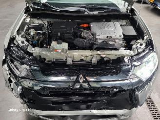 Mitsubishi Outlander 2.4 PHEV 99-KW Automaat AWD Plug-In-Hybrid picture 10