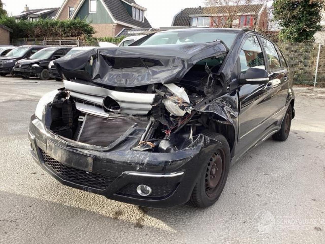 Mercedes B-klasse B (W245), Hatchback, 2005 / 2011 1.5 B-160 16V