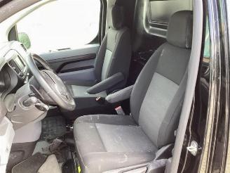 Toyota ProAce ProAce, Van, 2016 2.0 D-4D 140 16V picture 10