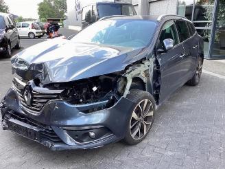 Sloopauto Renault Mégane Megane IV Estate (RFBK), Combi 5-drs, 2016 1.3 TCE 140 16V 2019/3