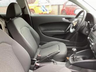Audi A1 A1 (8X1/8XK), Hatchback 3-drs, 2010 / 2018 1.2 TFSI picture 10