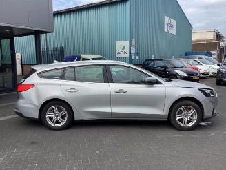 Ford Focus Focus 4 Wagon, Combi, 2018 / 2025 1.0 Ti-VCT EcoBoost 12V 100 picture 4