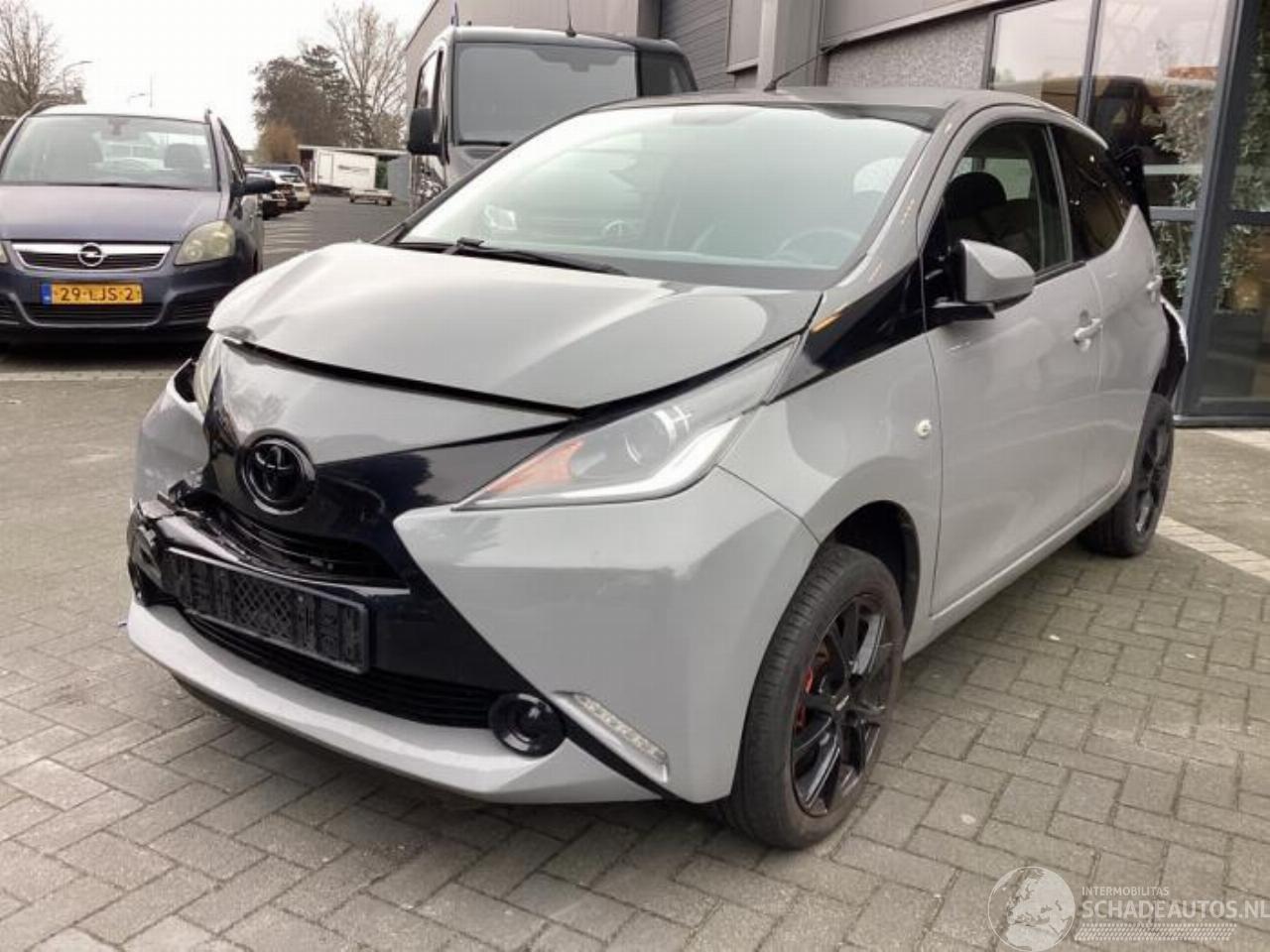 Toyota Aygo Aygo (B40), Hatchback, 2014 1.0 12V VVT-i