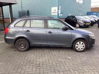 Skoda Fabia Fabia II Combi, Combi 5-drs, 2007 / 2015 1.2i 12V picture 4