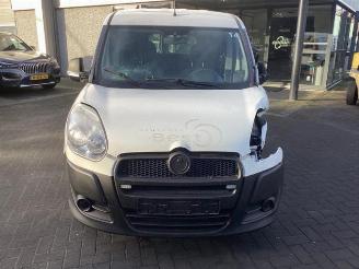 Fiat Doblo Doblo Cargo (263), Van, 2010 1.4 T-Jet 16V Natural Power picture 2