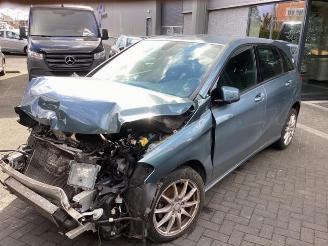 demontáž osobní automobily Mercedes B-klasse B (W246), Hatchback, 2011 / 2018 1.6 B-180 BlueEFFICIENCY Turbo 16V 2013/6
