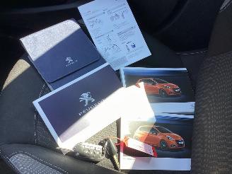 Peugeot 208 1.2 Pure Tech Blei Lion picture 15