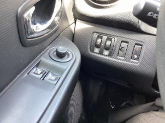 Renault Clio 1.5 dCI picture 13