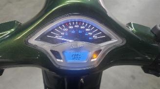 Vespa  Primavera 4T picture 7