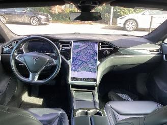Tesla Model S 85D Base picture 9