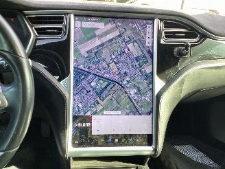 Tesla Model S 85D Base picture 11