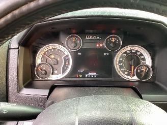 Dodge Ram 4x4 quad Cab 5.7 picture 11