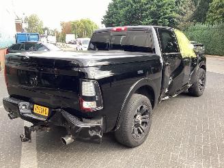 Dodge Ram 4x4 quad Cab 5.7 picture 5