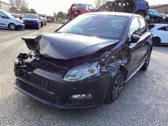 rozbiórka samochody osobowe Volkswagen Polo Polo V (6R), Hatchback, 2009 / 2017 1.0 12V BlueMotion Technology 2016/11