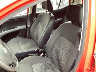 Hyundai I-10  picture 10