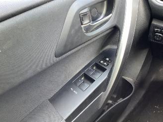 Toyota Auris 1.8 Touring Hybride picture 14