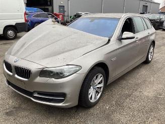 Salvage car BMW 5-serie 5 serie Touring (F11), Combi, 2009 / 2017 520i 16V 2015/5