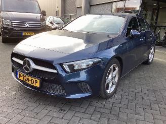 Schadeauto Mercedes A-klasse 180 Premium Plus 2021/1