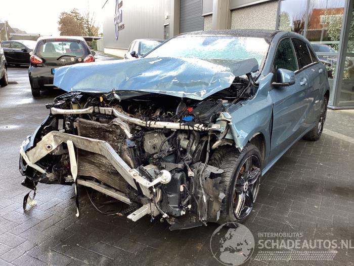 Mercedes A-klasse A (W176), Hatchback, 2012 / 2018 1.6 A-180 16V