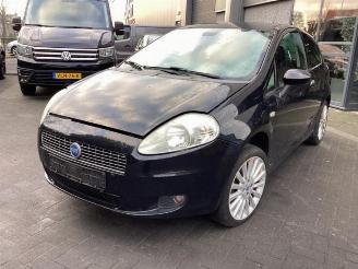 Uttjänta bilar auto Fiat Grande Punto Grande Punto (199), Hatchback, 2005 1.4 16V 2007/1