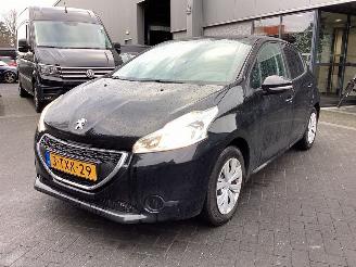 Unfallwagen Peugeot 208 1.0 Vti 2013/2