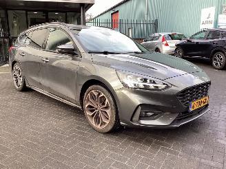 Ford Focus 1.0 Ecoboost ST Line Business picture 3