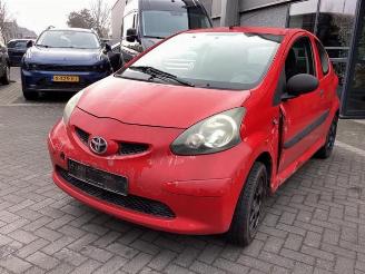 Coche siniestrado Toyota Aygo Aygo (B10), Hatchback, 2005 / 2014 1.0 12V VVT-i 2007/2